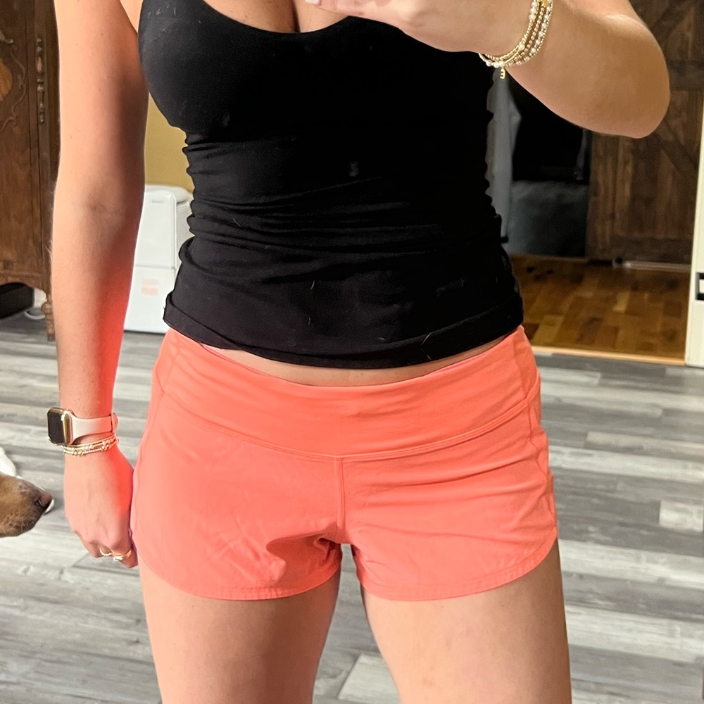 Lululemon Speed Up shorts